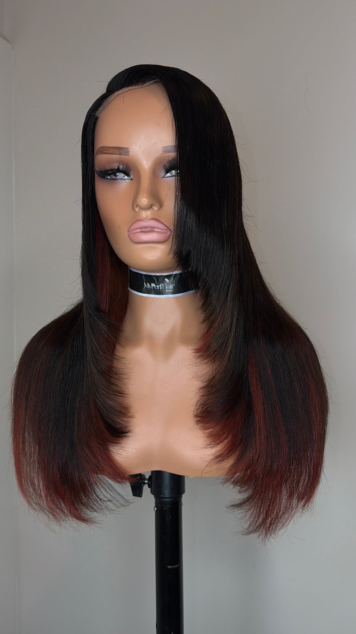 Natural black and red glueless wig