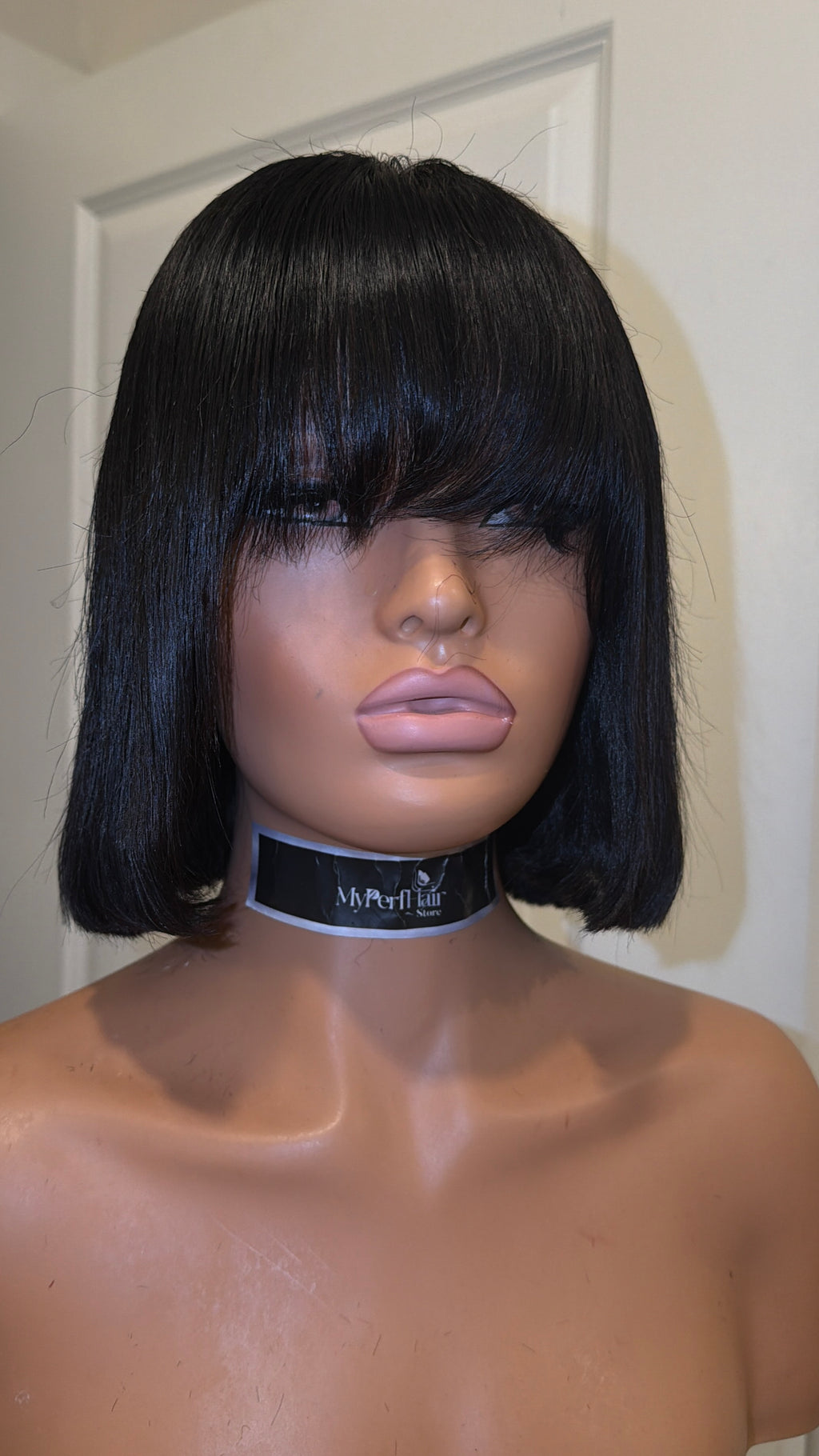 Natural black bob