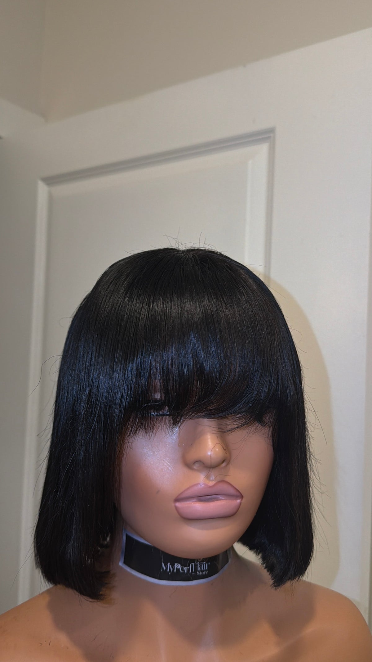 Natural black bob