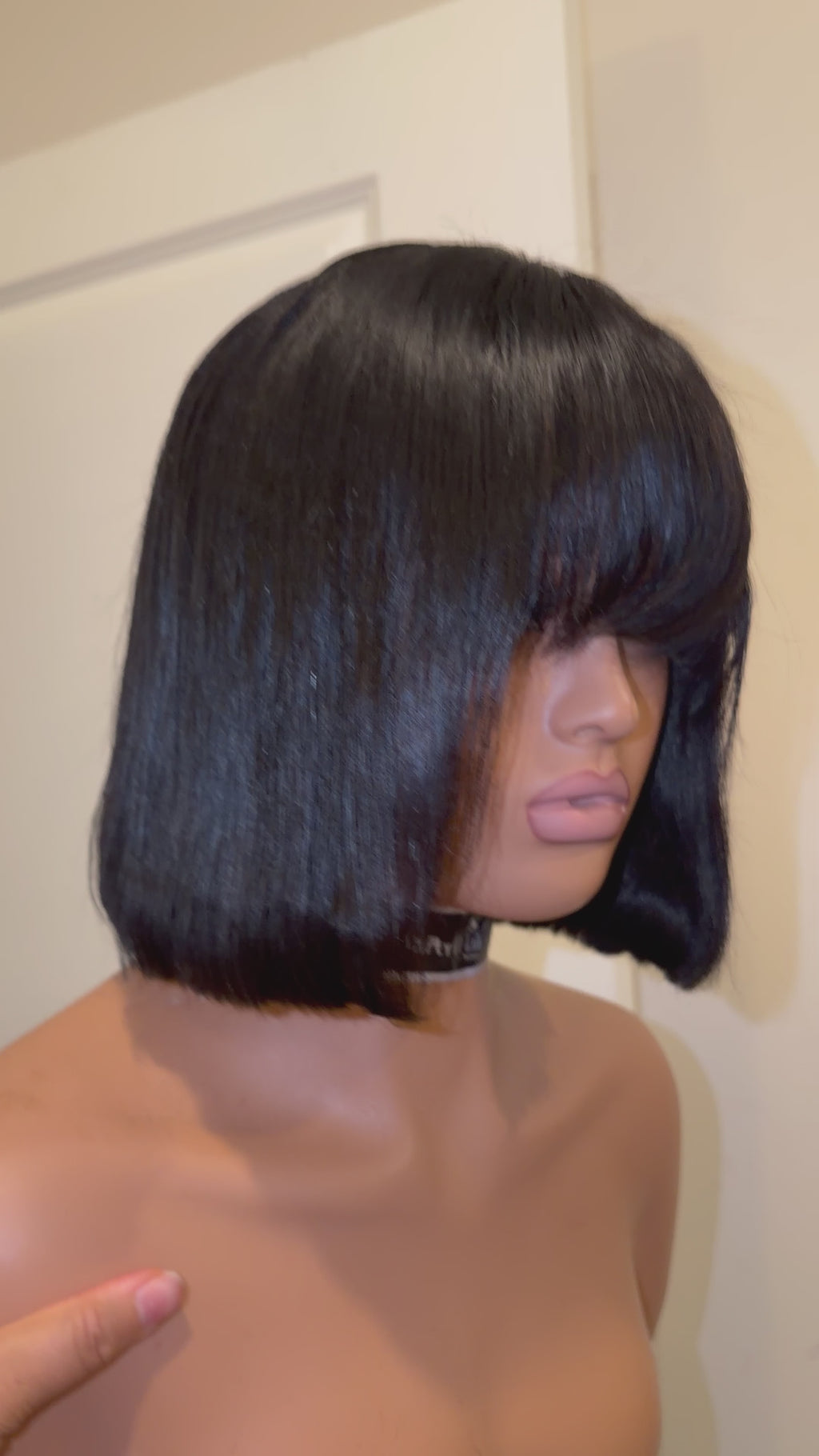 Natural black bob